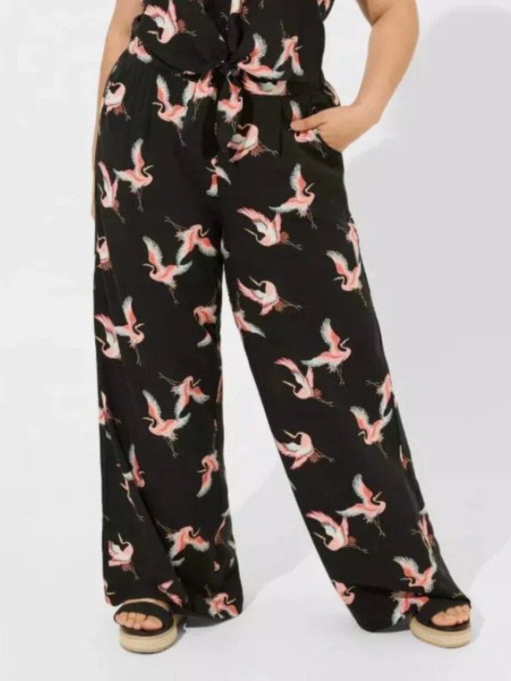 Torrid Crane Print Wide Leg Pants in 2R